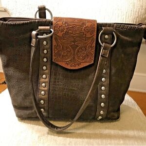 SHYANNE BROWN TOOLED LEATHER PURSE